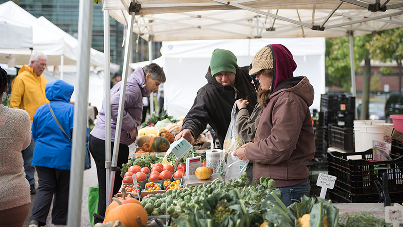 Cleveland Clinic farmers market