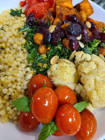 Curry sweet potato power bowl