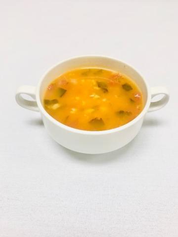 Farro and chickpea soup